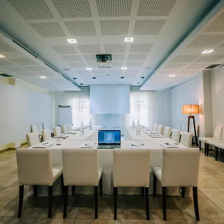 Отель Gran Claustre Boutique 4*
