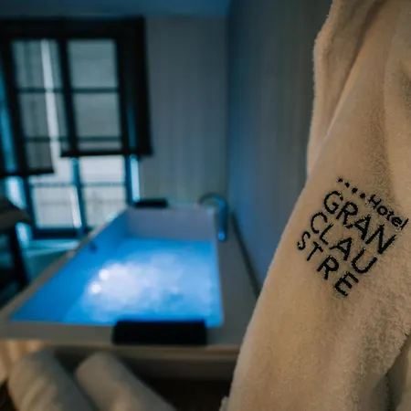 Gran Claustre Boutique & فندق التافولا