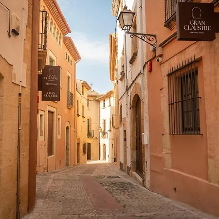 Gran Claustre Boutique & 4*