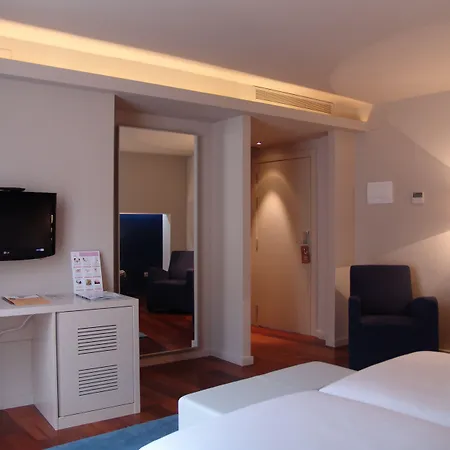 فندق Gran Claustre Boutique & 4*