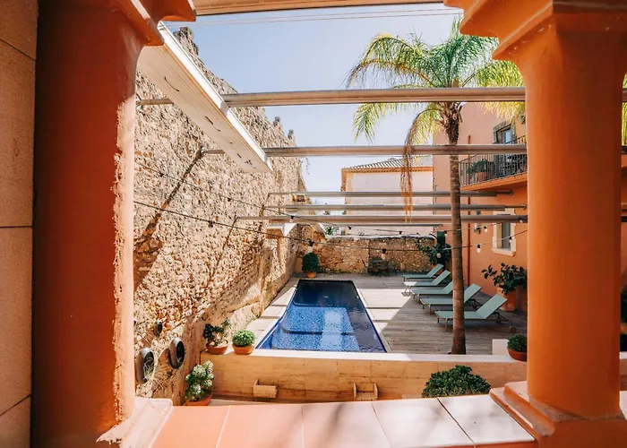 Ξενοδοχείο Gran Claustre Boutique & 4*