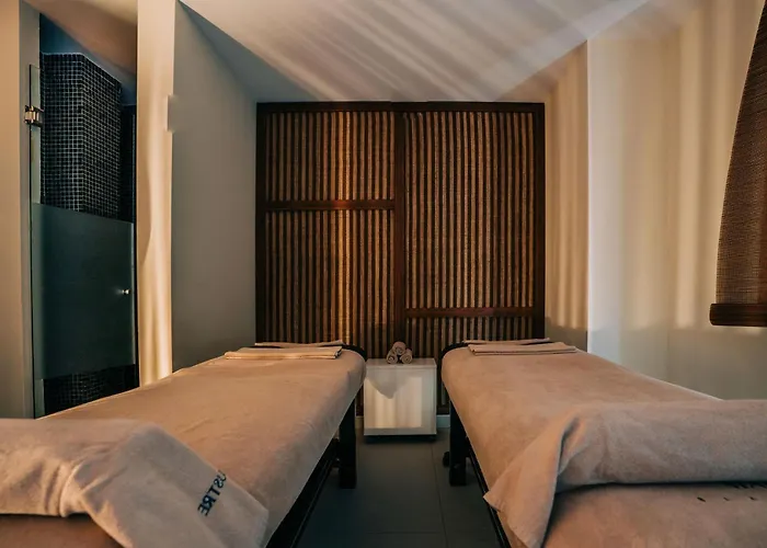 Ξενοδοχείο Gran Claustre Boutique & 4*